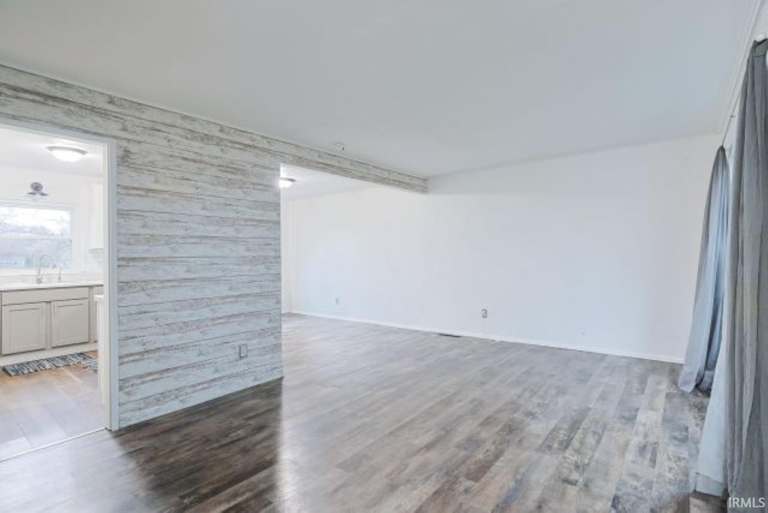51272 Bittersweet Road Granger IN 46530