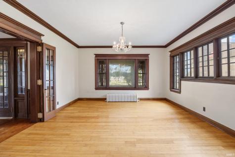 103 E Walnut Street Chalmers IN 47929
