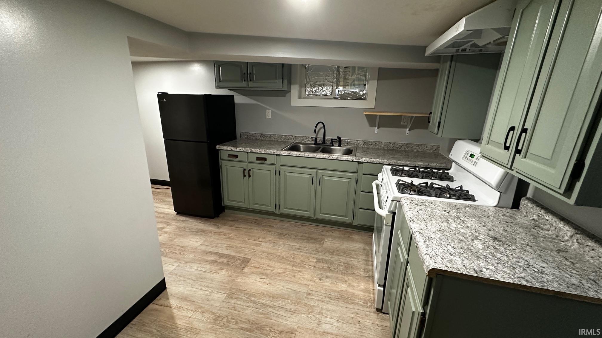 1011 Benham Court Elkhart IN 46516