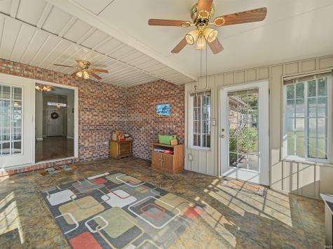 421 Pepperidge Lane Evansville IN 47711
