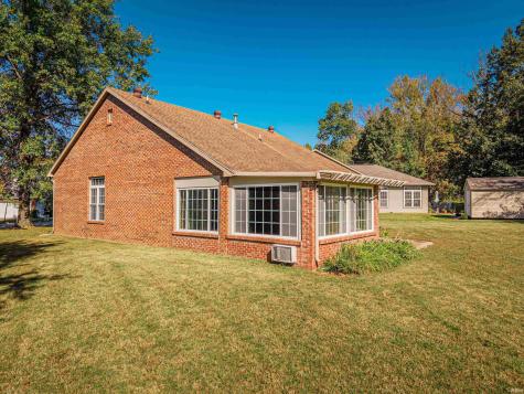 421 Pepperidge Lane Evansville IN 47711