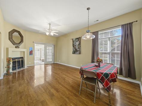 421 Pepperidge Lane Evansville IN 47711