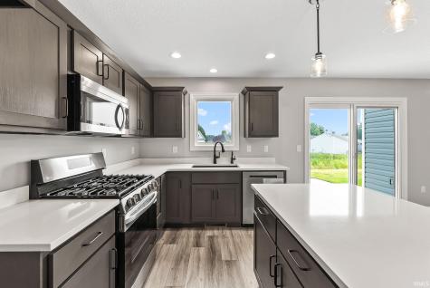 172 W Wind Trail Avilla IN 46710