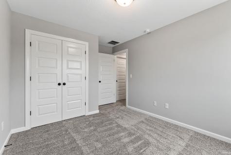 172 W Wind Trail Avilla IN 46710