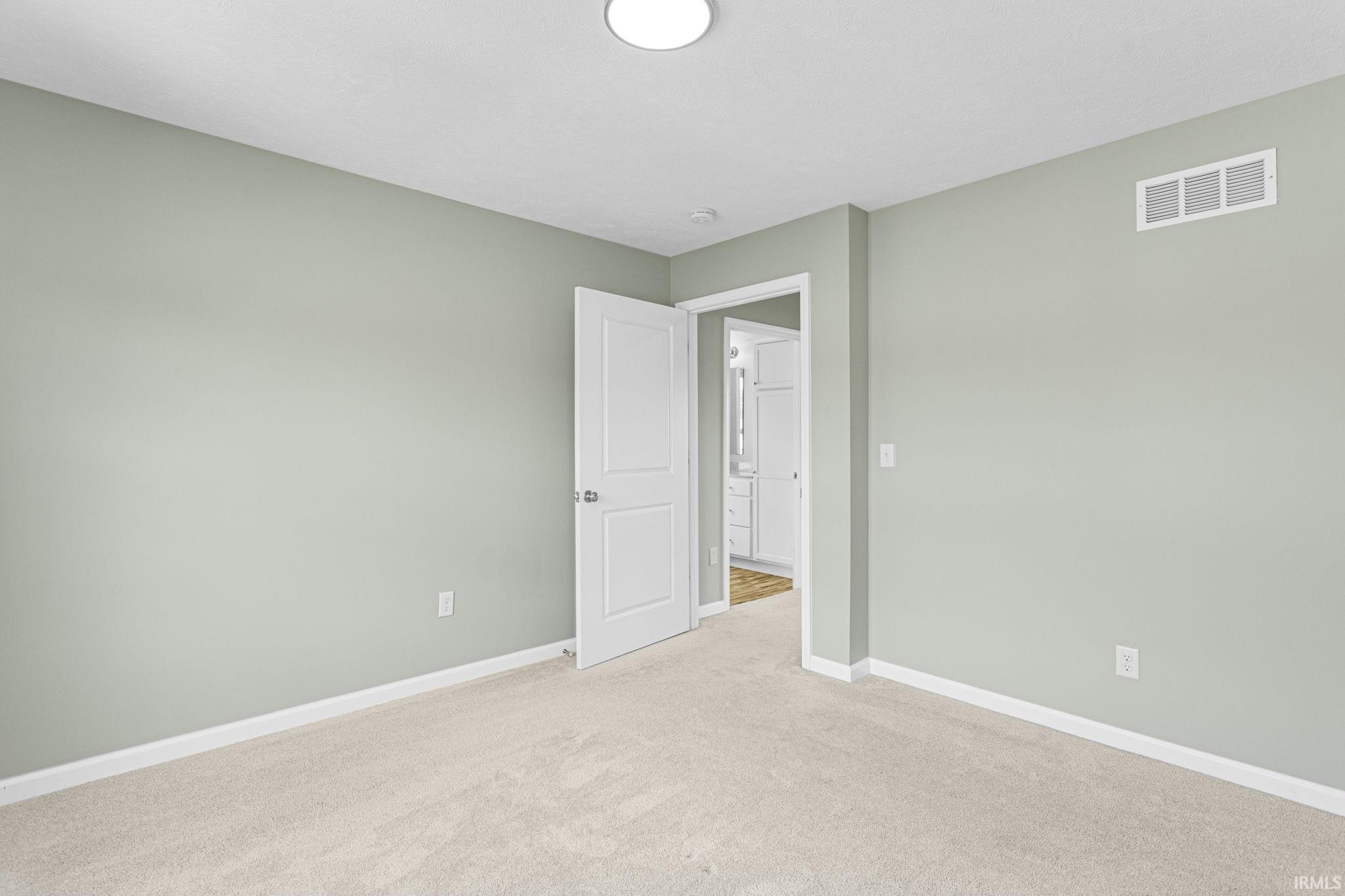 1544 E Edgar Avenue Mishawaka IN 46545