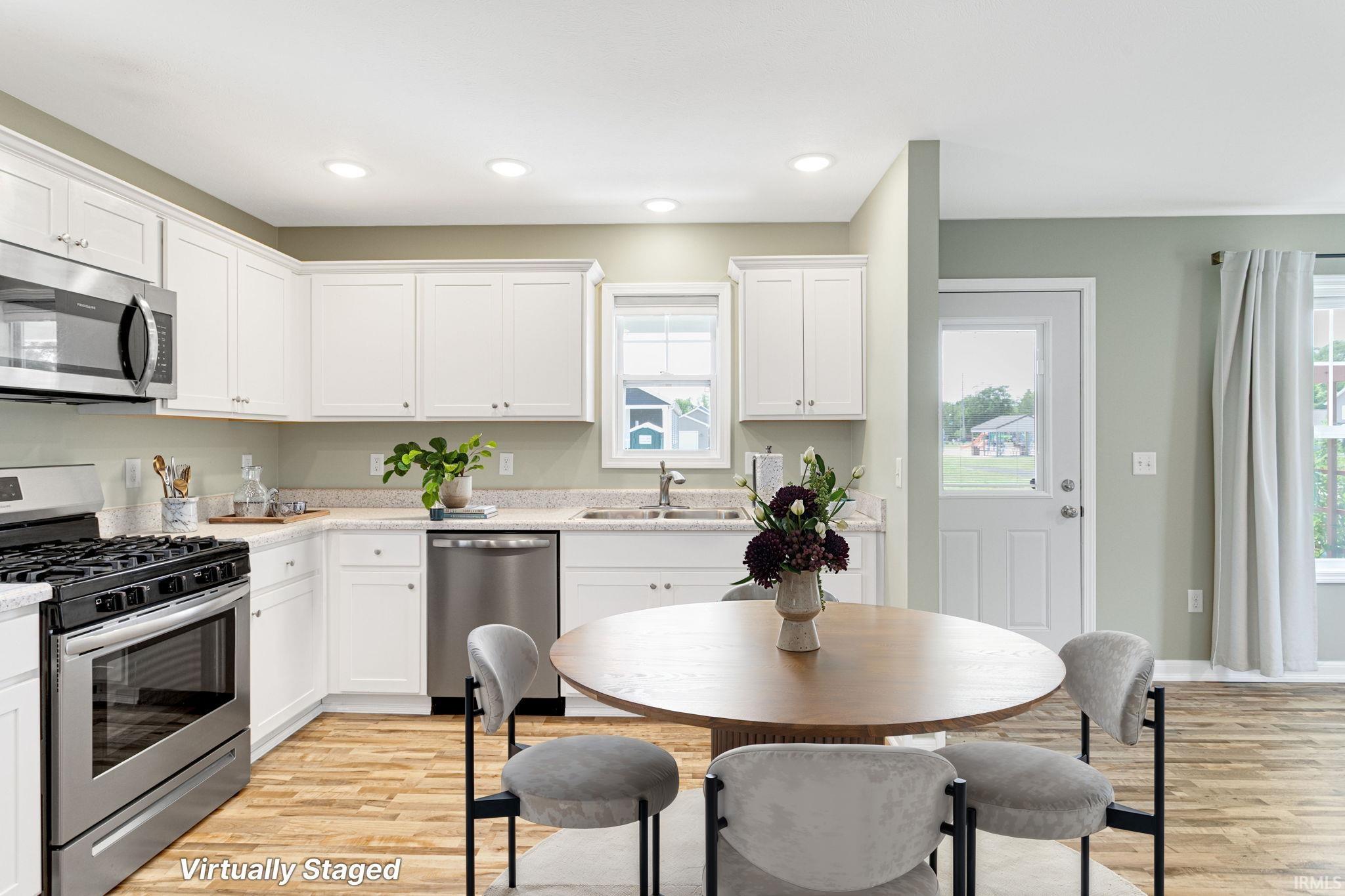 1544 E Edgar Avenue Mishawaka IN 46545