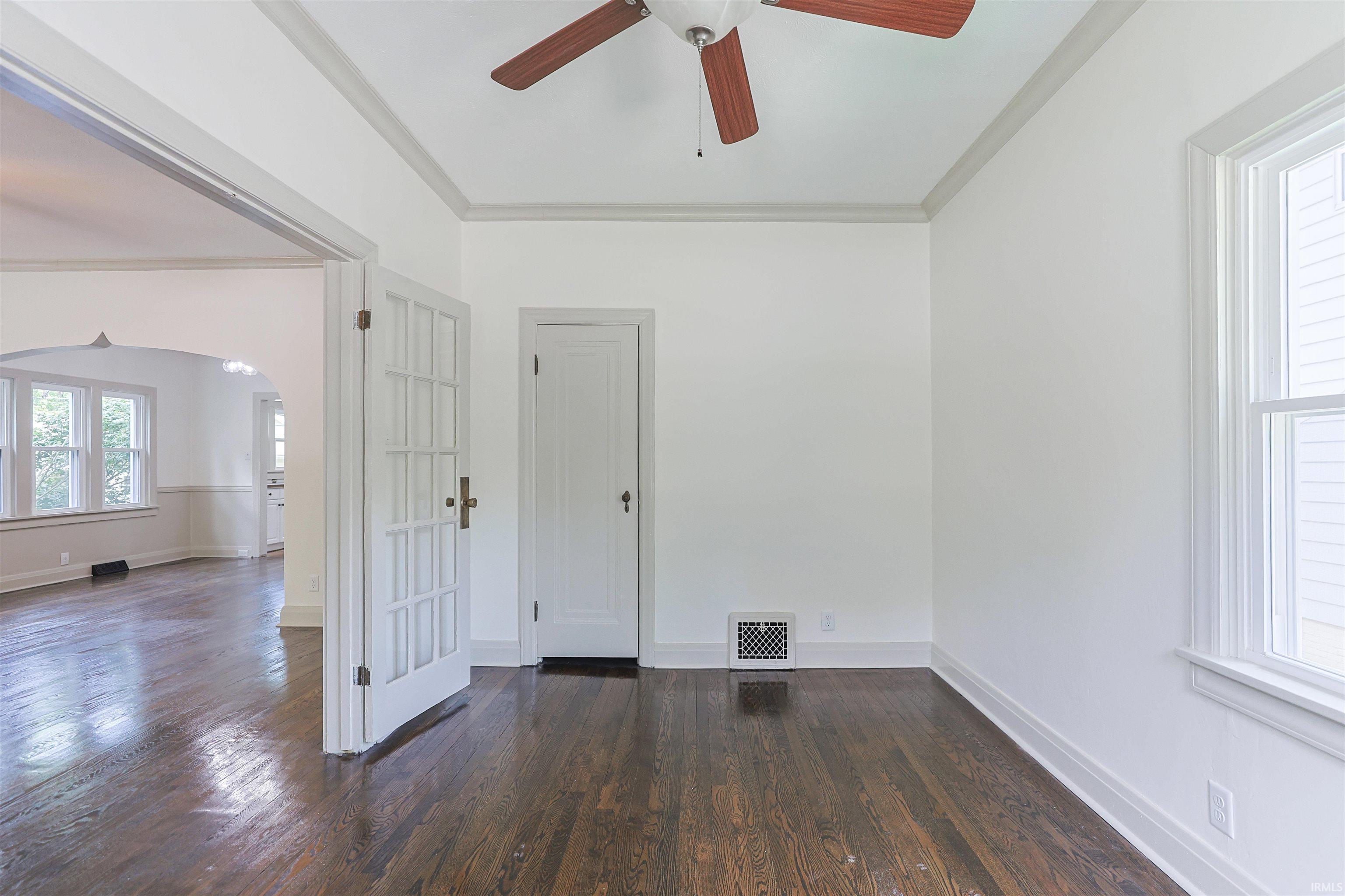 336 Parkovash Avenue South Bend IN 46617
