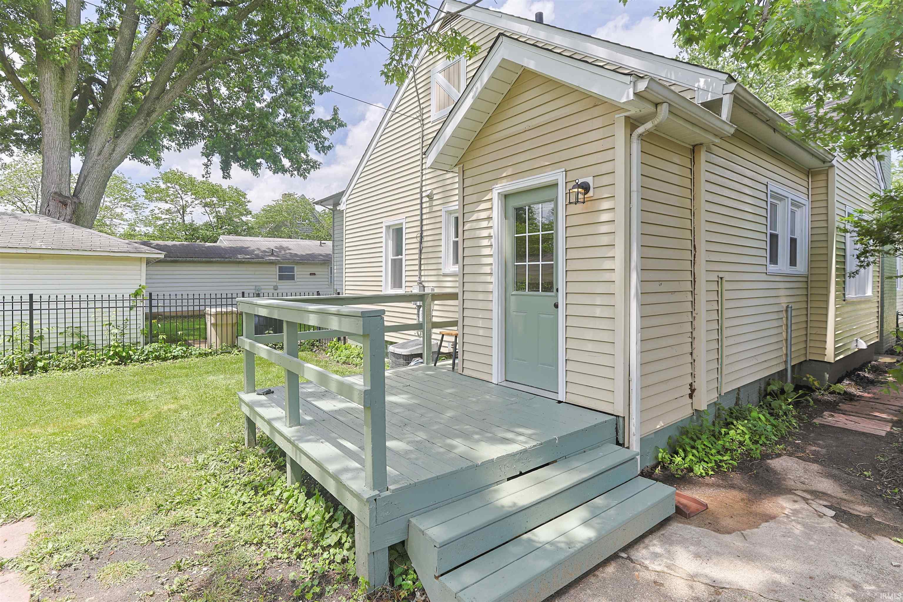 336 Parkovash Avenue South Bend IN 46617