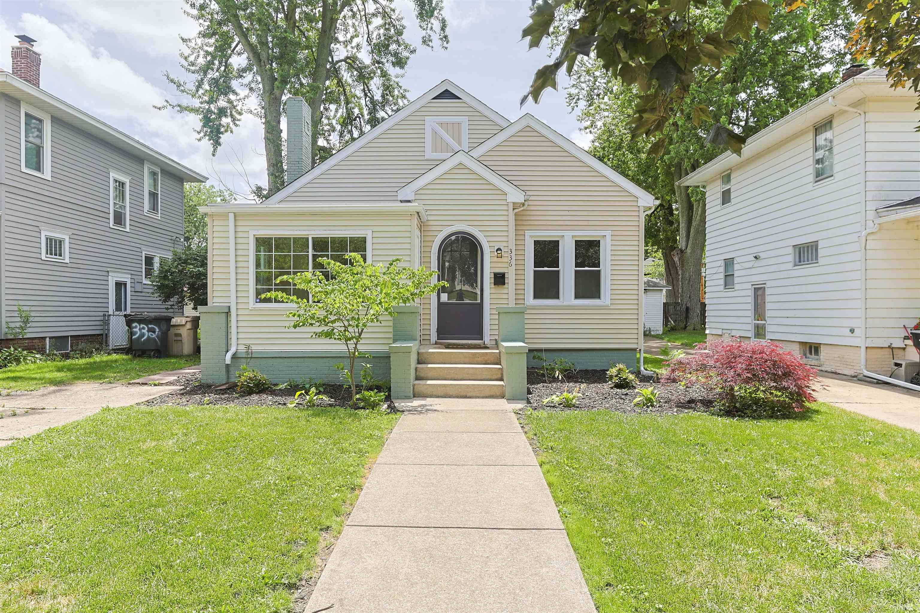 336 Parkovash Avenue South Bend IN 46617