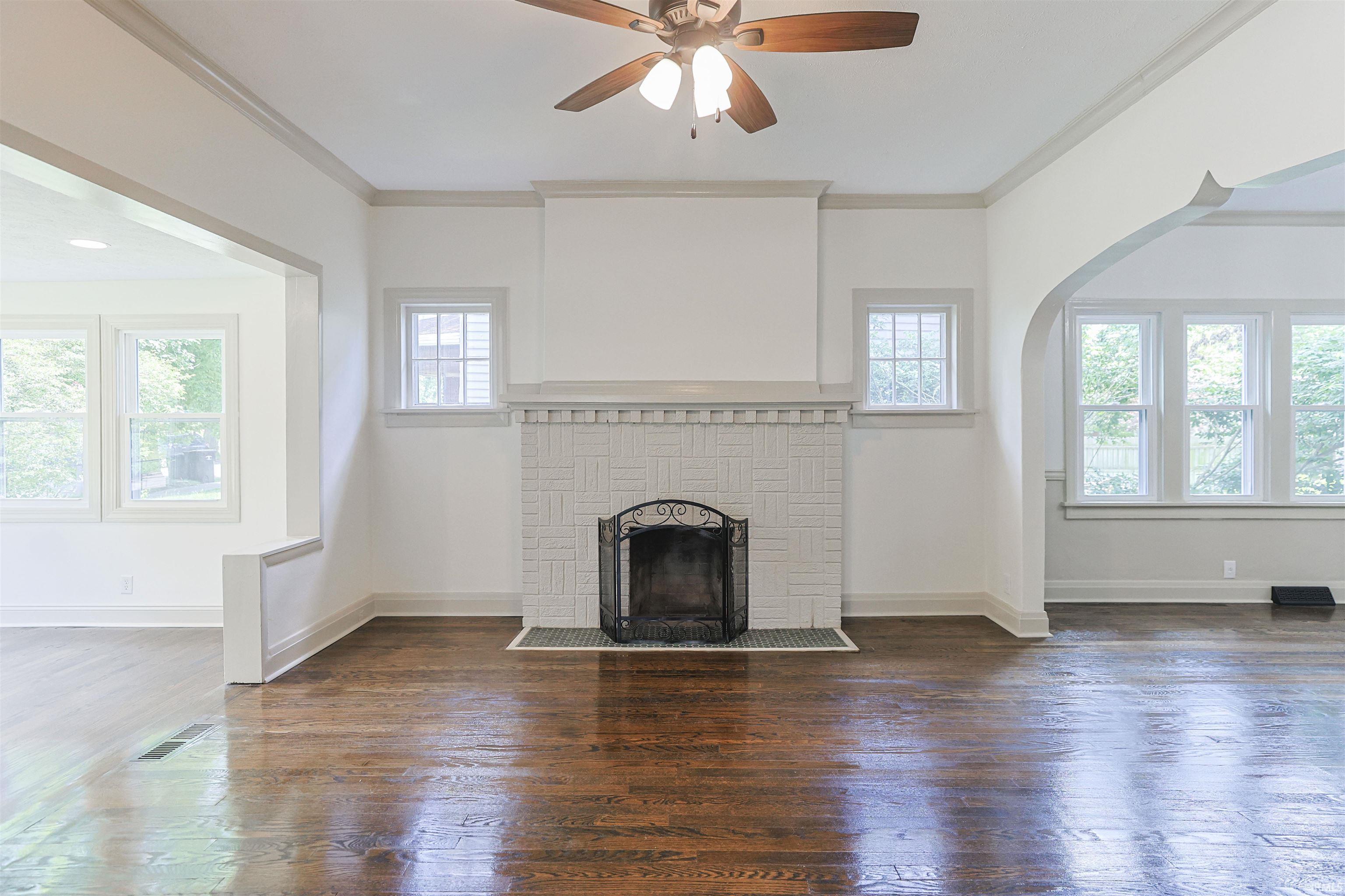 336 Parkovash Avenue South Bend IN 46617