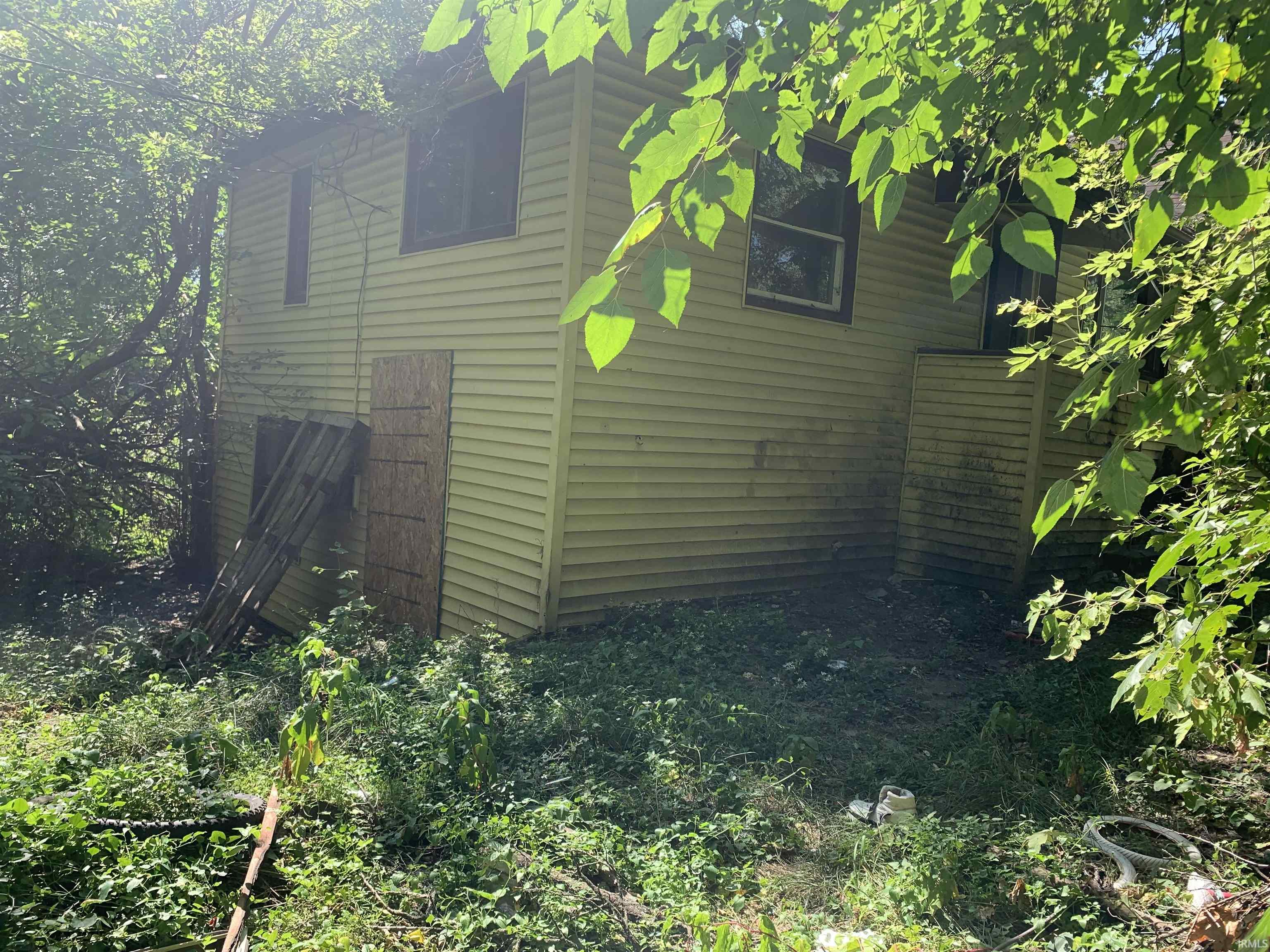 524 Euclid Avenue South Bend IN 46628