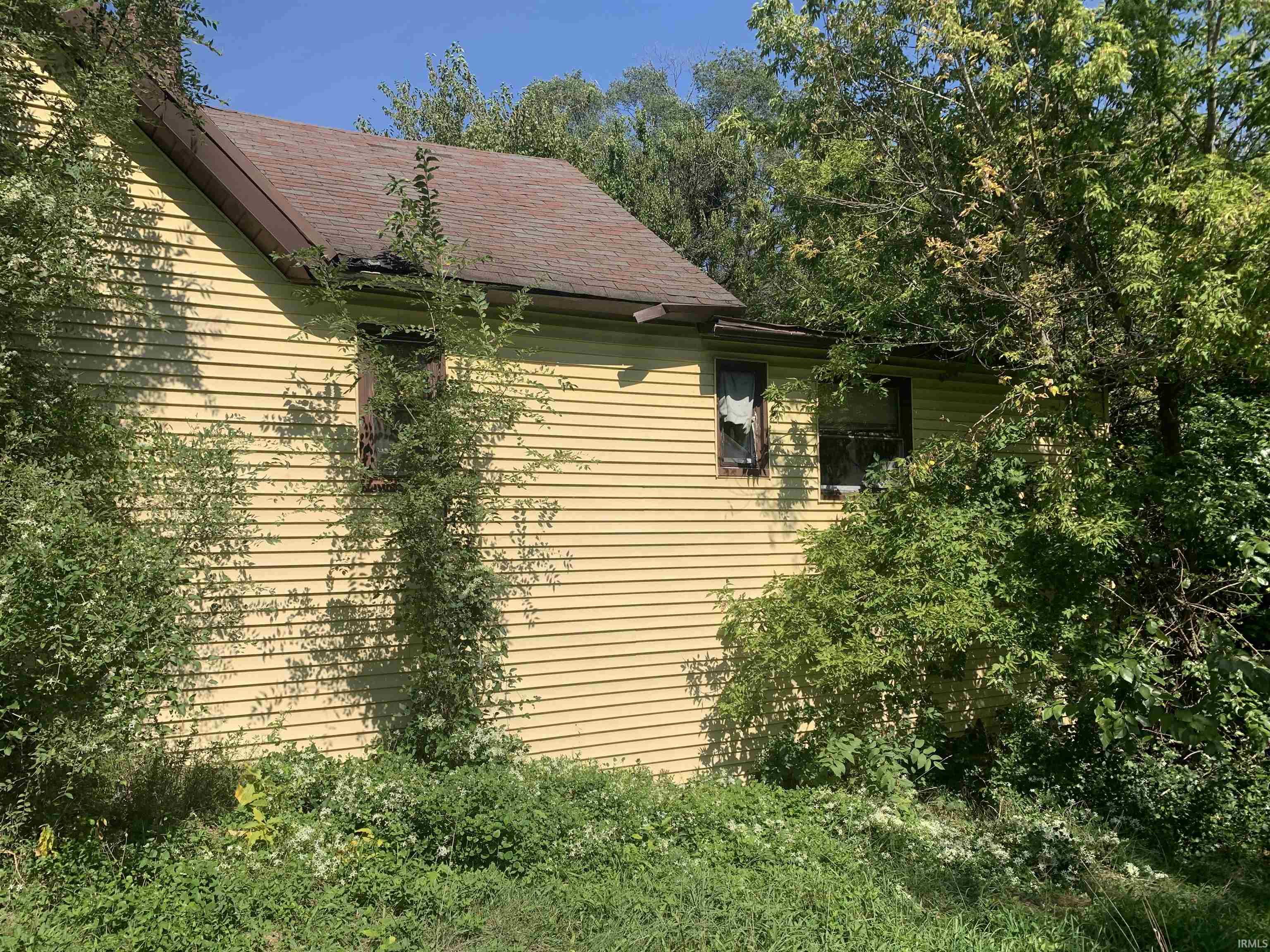 524 Euclid Avenue South Bend IN 46628