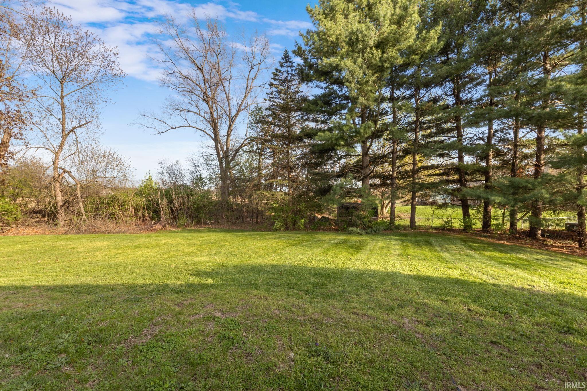53731 Pine Tree Court Elkhart IN 46514
