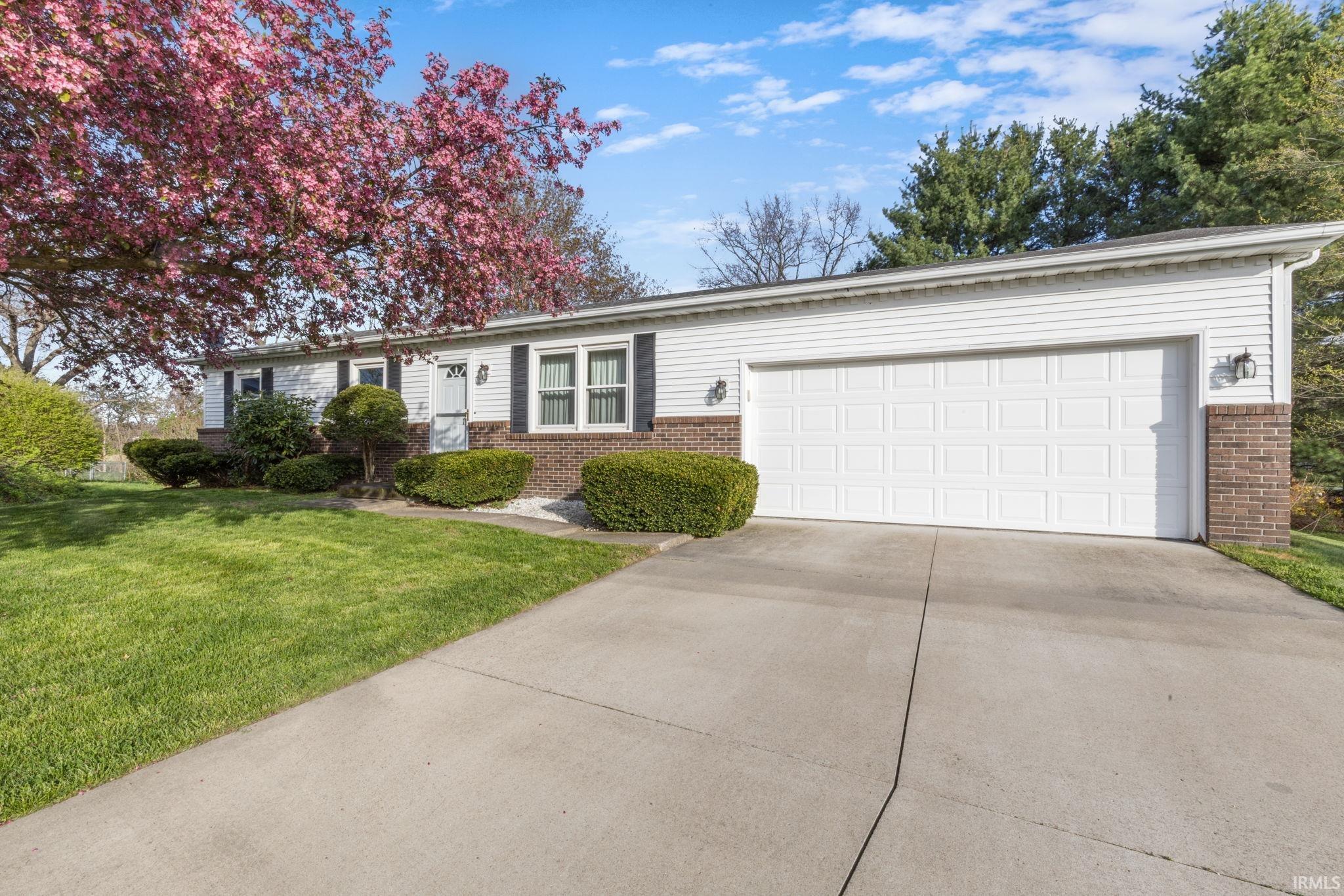 53731 Pine Tree Court Elkhart IN 46514