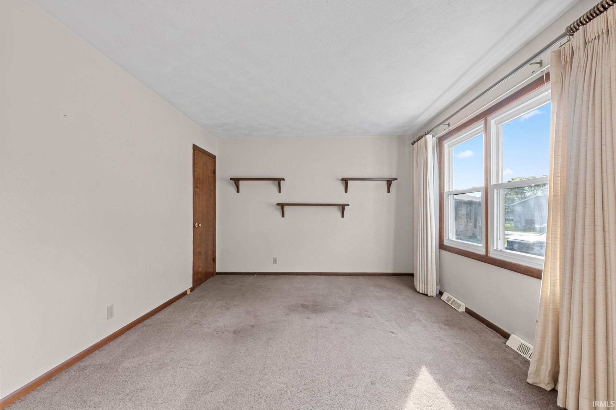 53731 Pine Tree Court Elkhart IN 46514