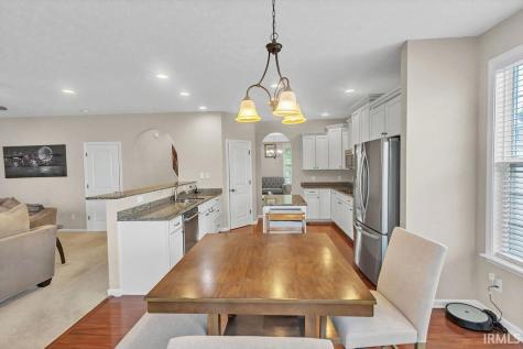 5372 W Cobblestone Street Bloomington IN 47403