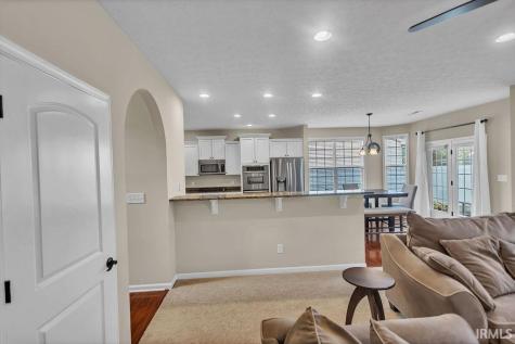 5372 W Cobblestone Street Bloomington IN 47403