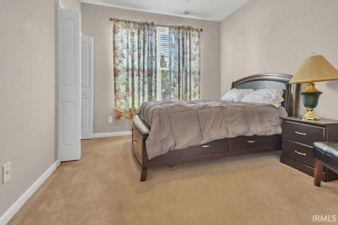 5372 W Cobblestone Street Bloomington IN 47403