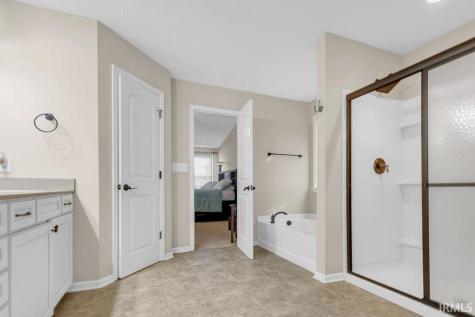 5372 W Cobblestone Street Bloomington IN 47403