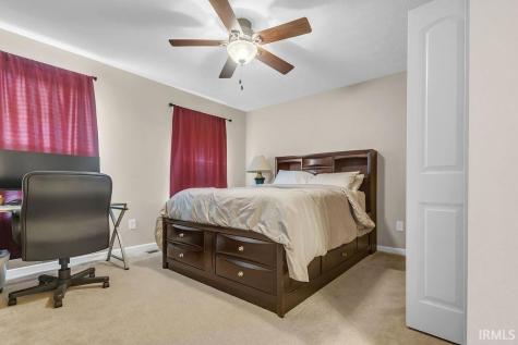 5372 W Cobblestone Street Bloomington IN 47403