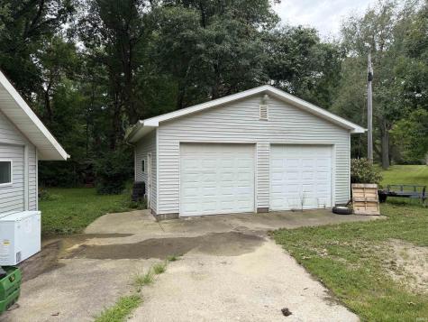 10066 Tulip Road Plymouth IN 46563
