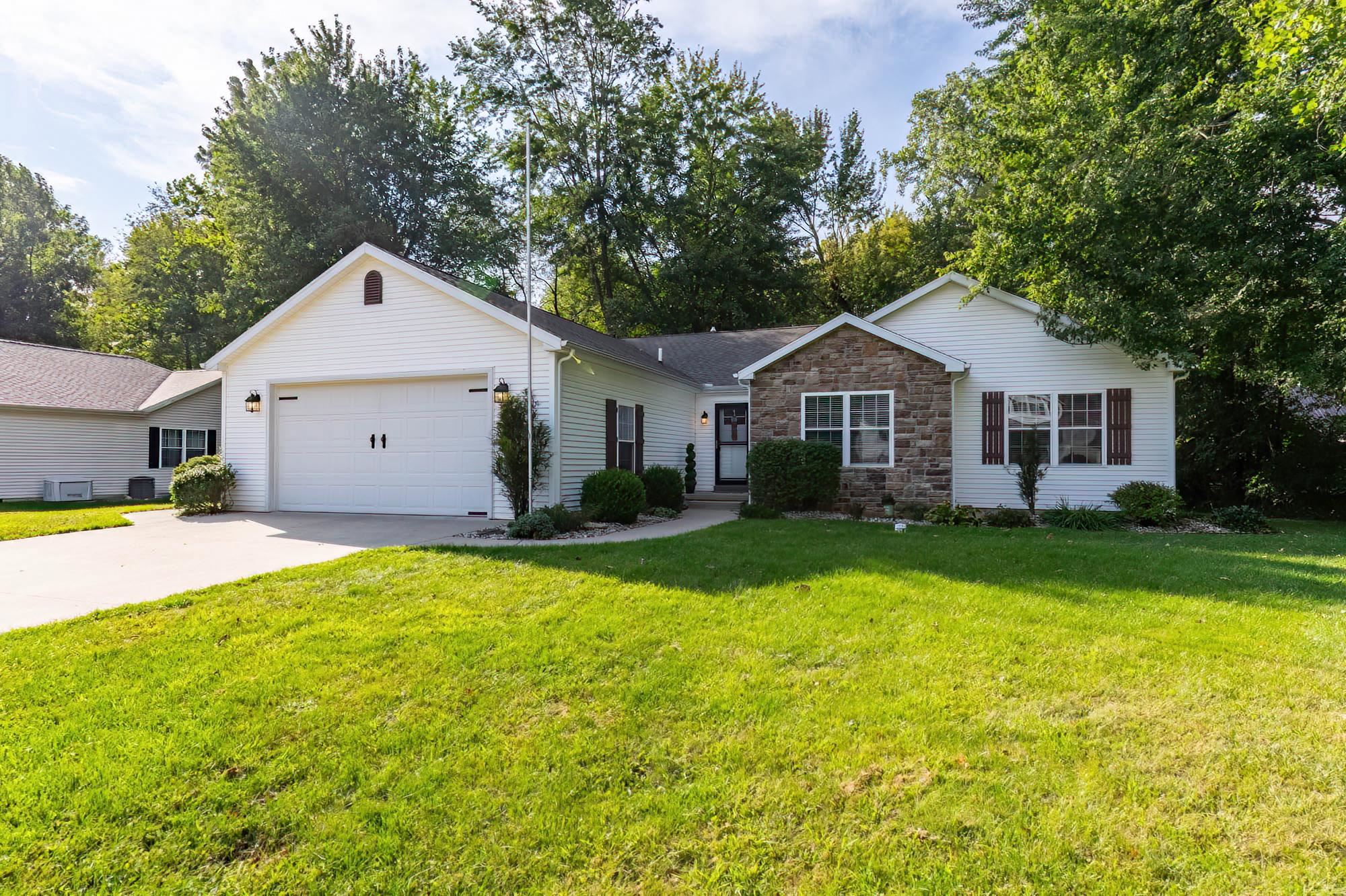 1215 Duncan Drive Warsaw IN 46580