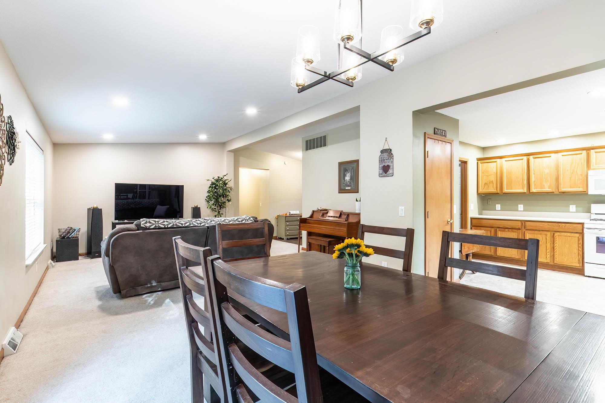 1215 Duncan Drive Warsaw IN 46580