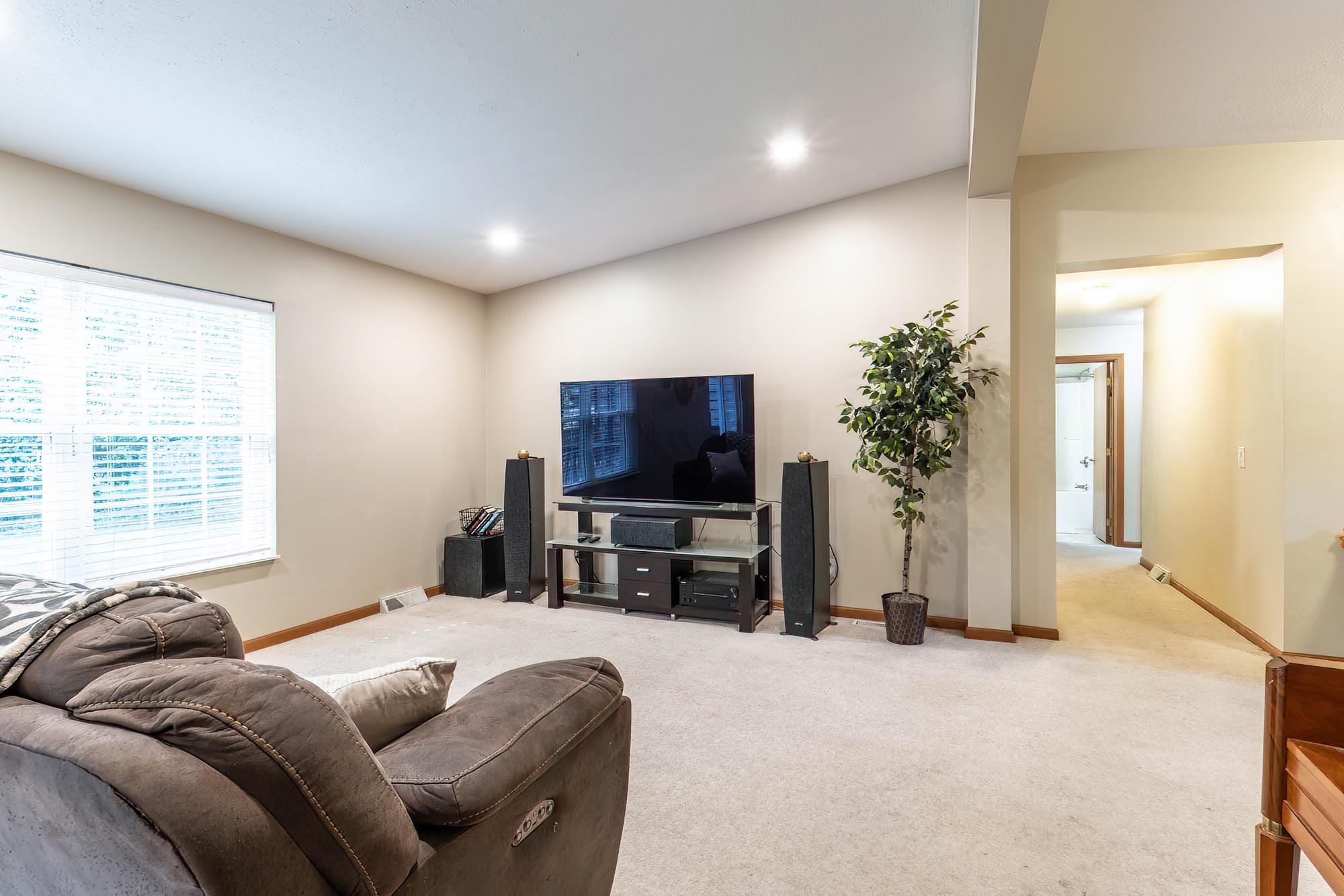 1215 Duncan Drive Warsaw IN 46580