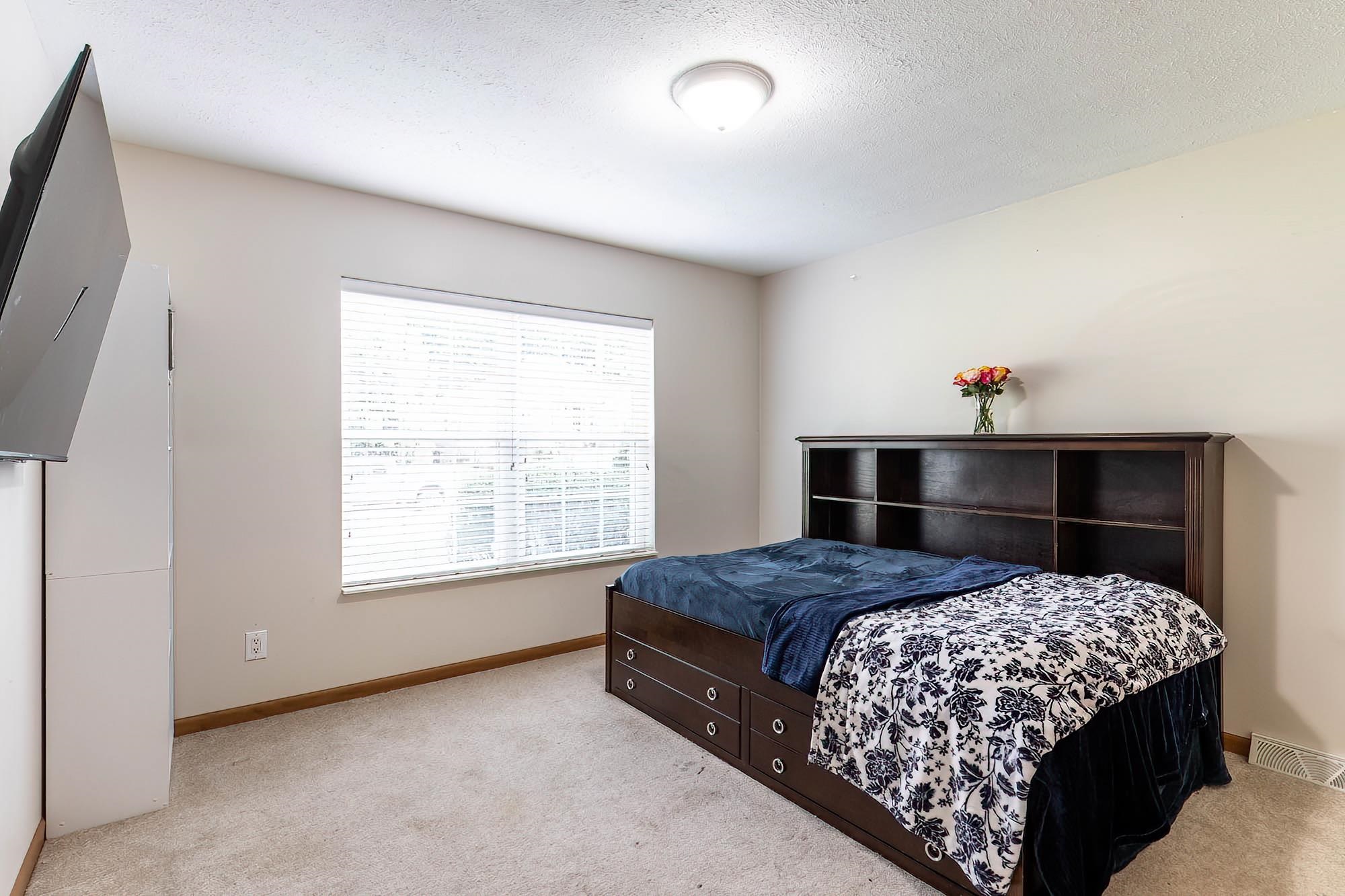 1215 Duncan Drive Warsaw IN 46580
