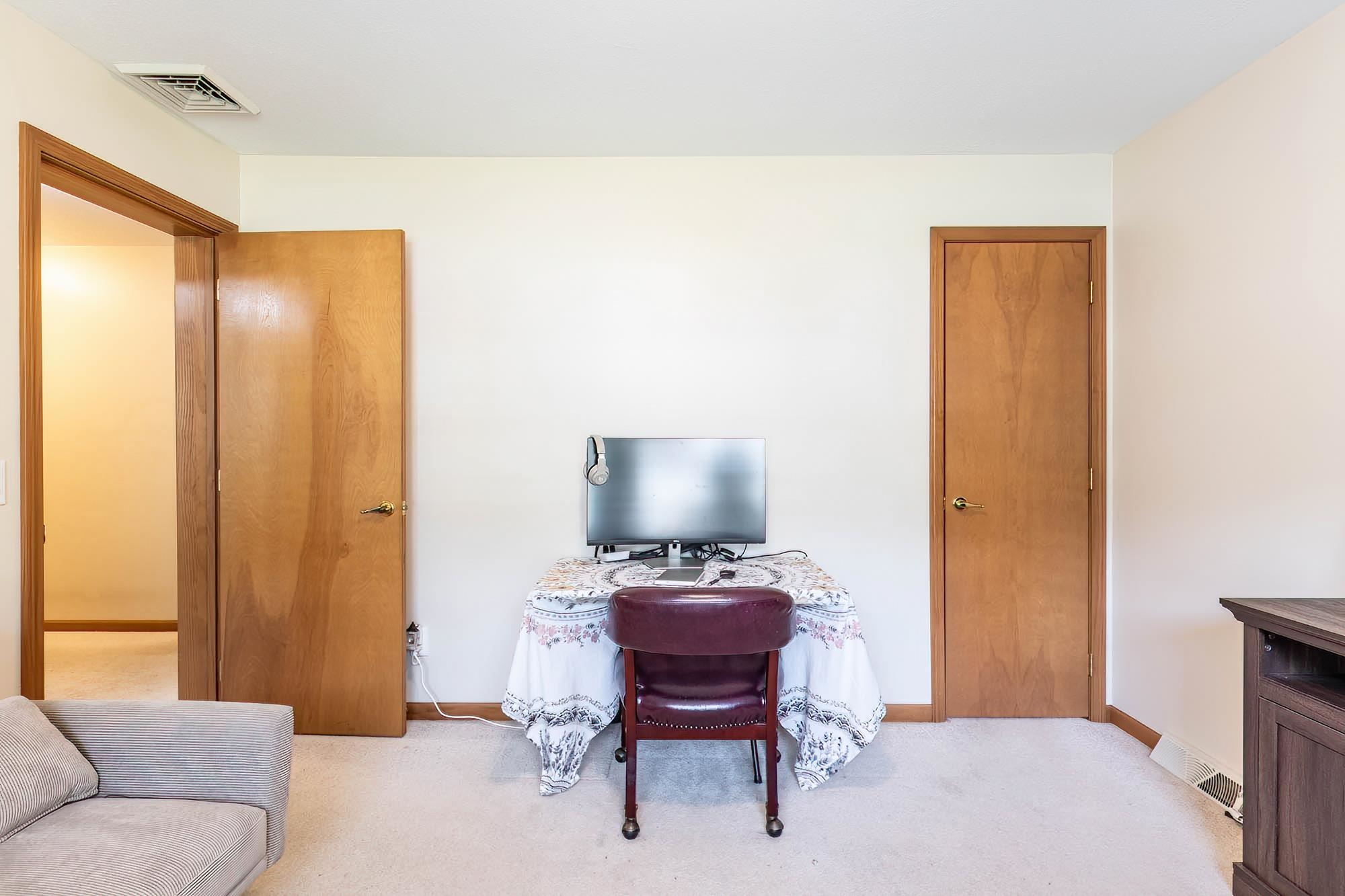 1215 Duncan Drive Warsaw IN 46580