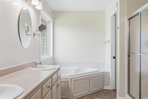 10124 Red Oak Court Fort Wayne IN 46804