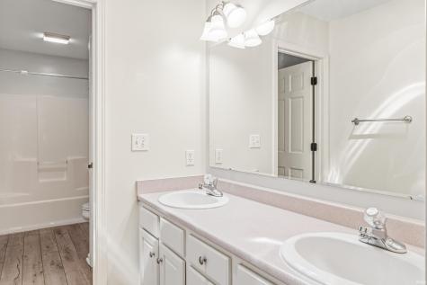10124 Red Oak Court Fort Wayne IN 46804