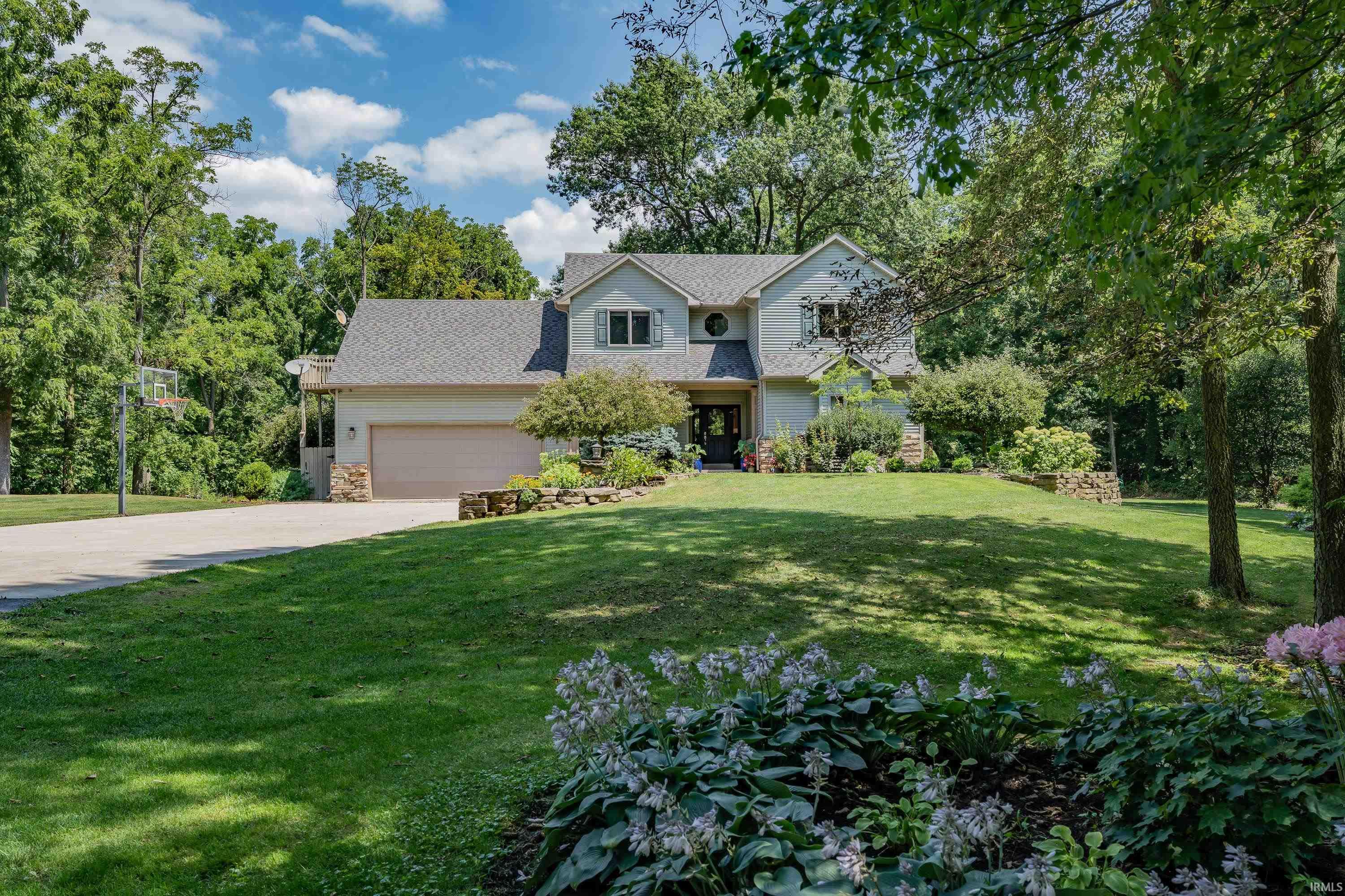 1102 Hathaway Road Fort Wayne IN 46845