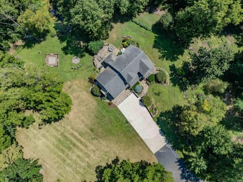 1102 Hathaway Road Fort Wayne IN 46845