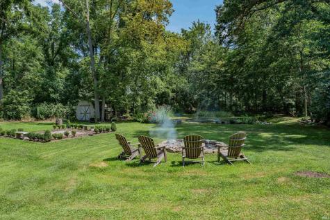 1102 Hathaway Road Fort Wayne IN 46845