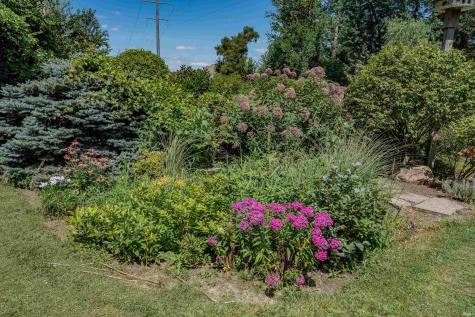 1102 Hathaway Road Fort Wayne IN 46845