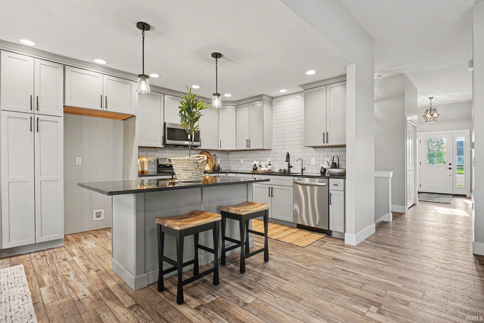 58547 Woodfield View Elkhart IN 46517
