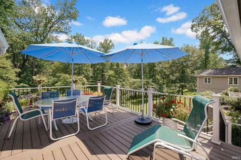 11051 Kahre Court Evansville IN 47710