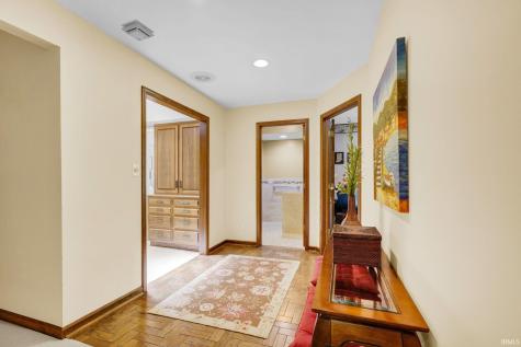 11051 Kahre Court Evansville IN 47710