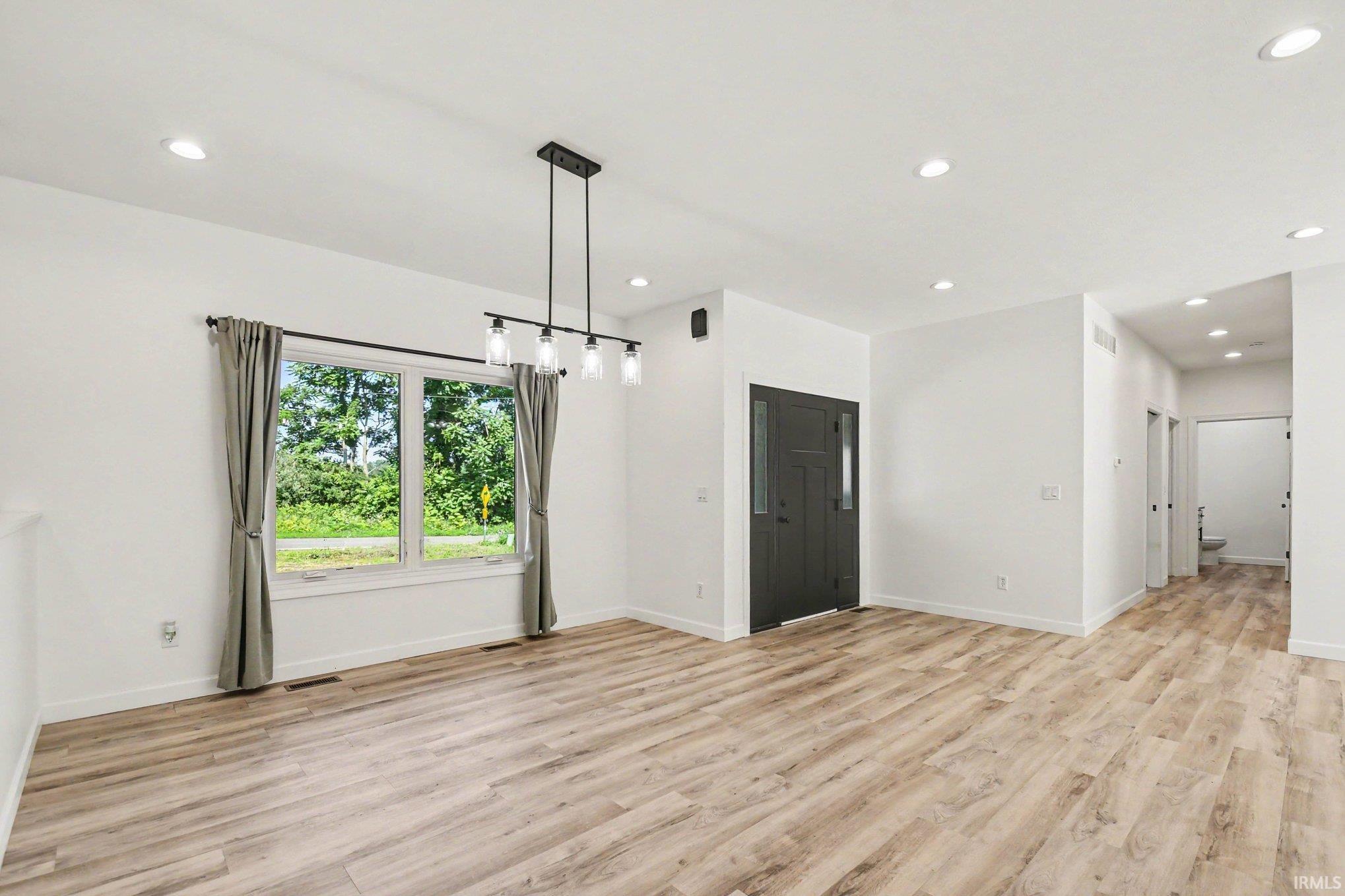 60620 Lilac Road South Bend IN 46614
