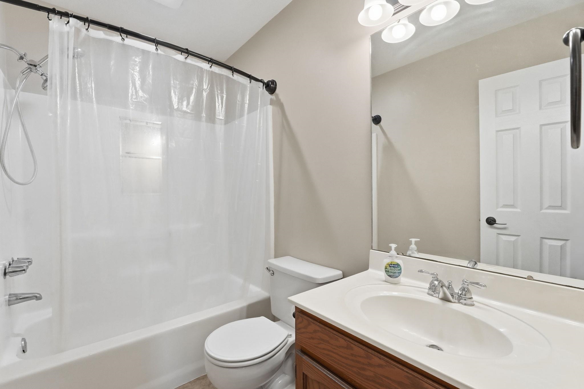 4201 Foxfire Drive South Bend IN 46628