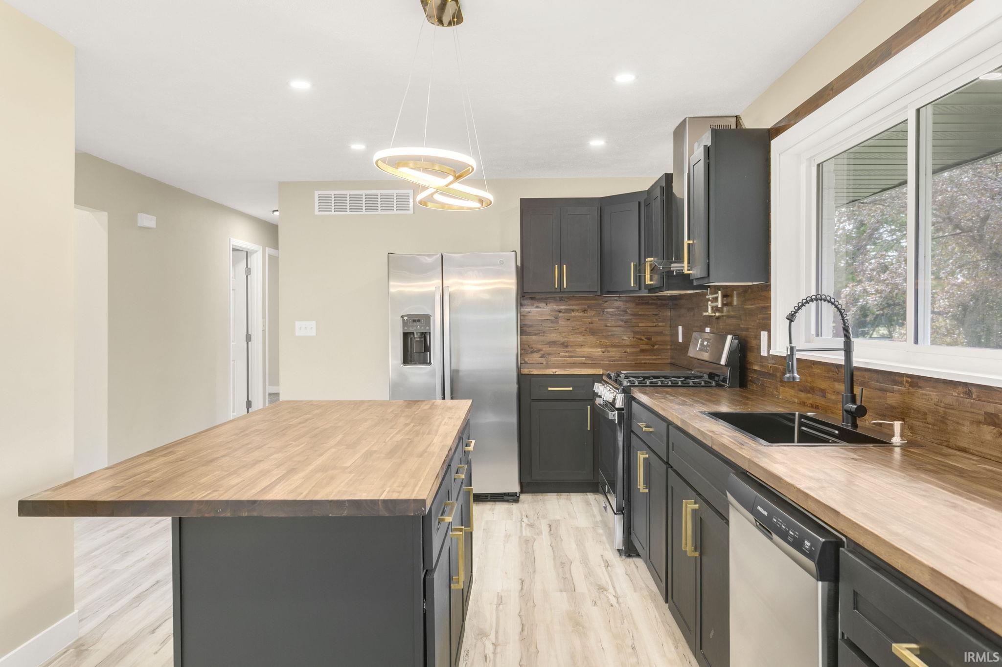 14936 Douglas Road Mishawaka IN 46545