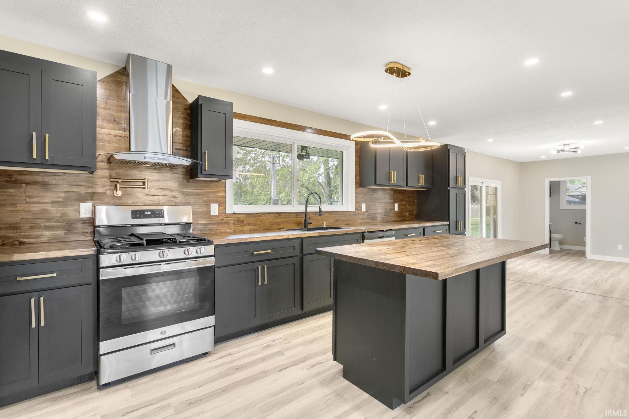 14936 Douglas Road Mishawaka IN 46545