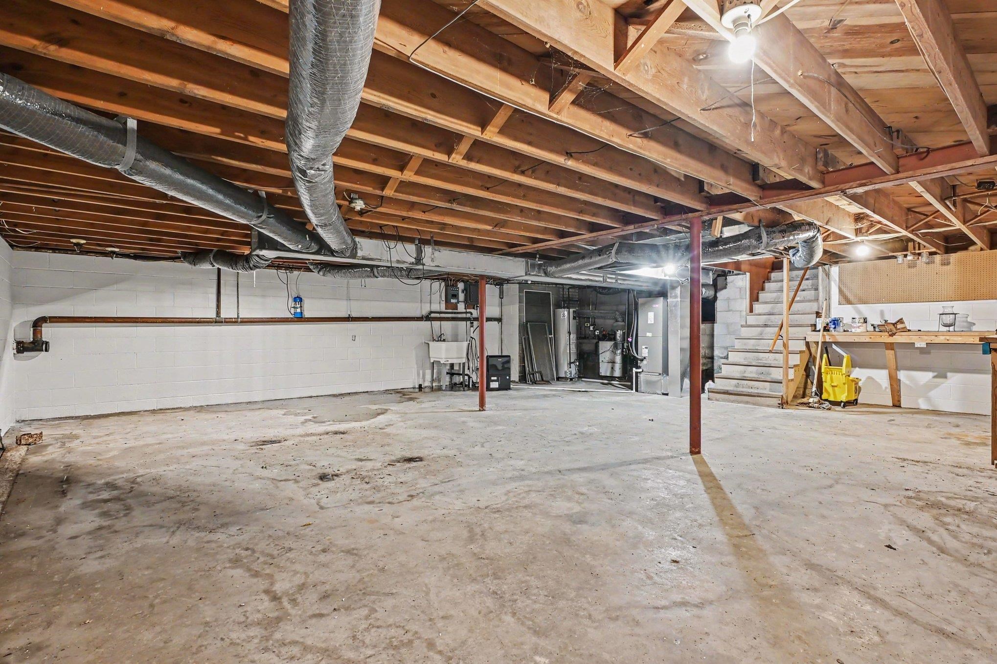 1 Meadow Lane Nappanee IN 46550