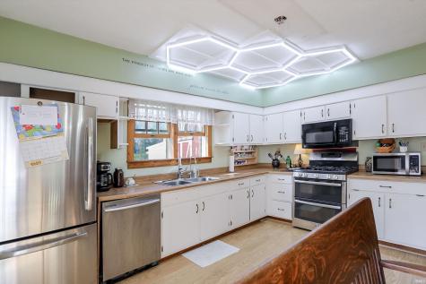 401 E Pearl Street Waldron IN 46182