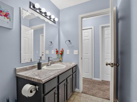 9501 Golden Oak Drive Fort Wayne IN 46835