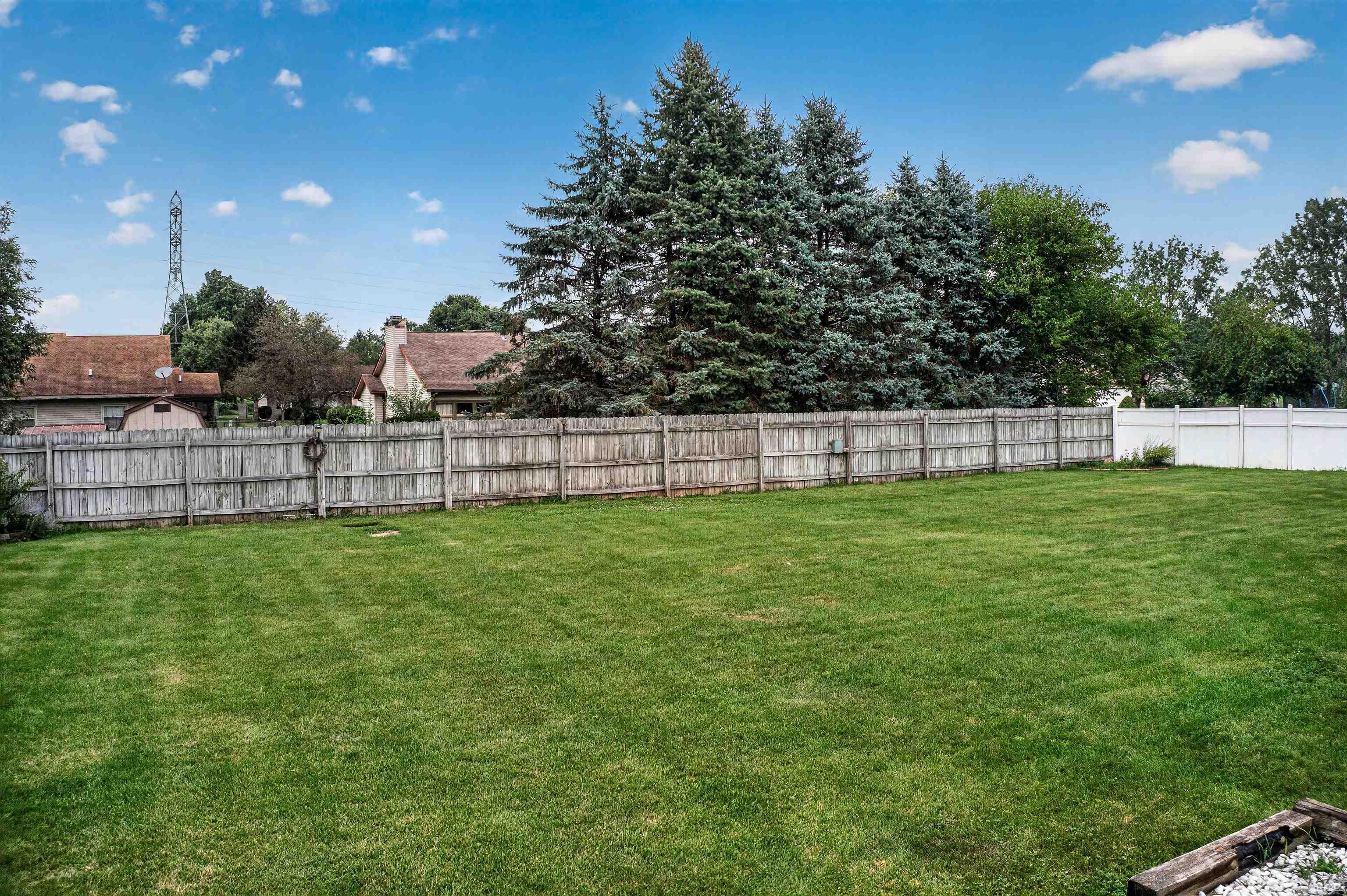 27407 Cobblestone Way Elkhart IN 46514