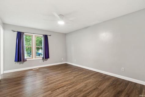 5932 Horseshoe Bend Fort Wayne IN 46825