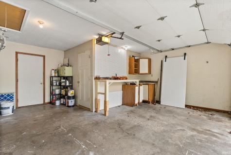 5932 Horseshoe Bend Fort Wayne IN 46825