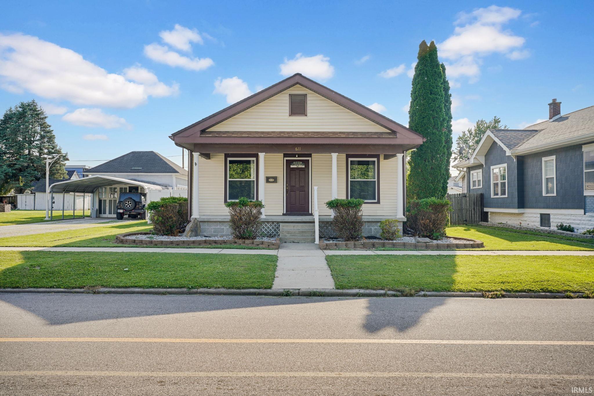611 N 8th Street Mitchell IN 47446